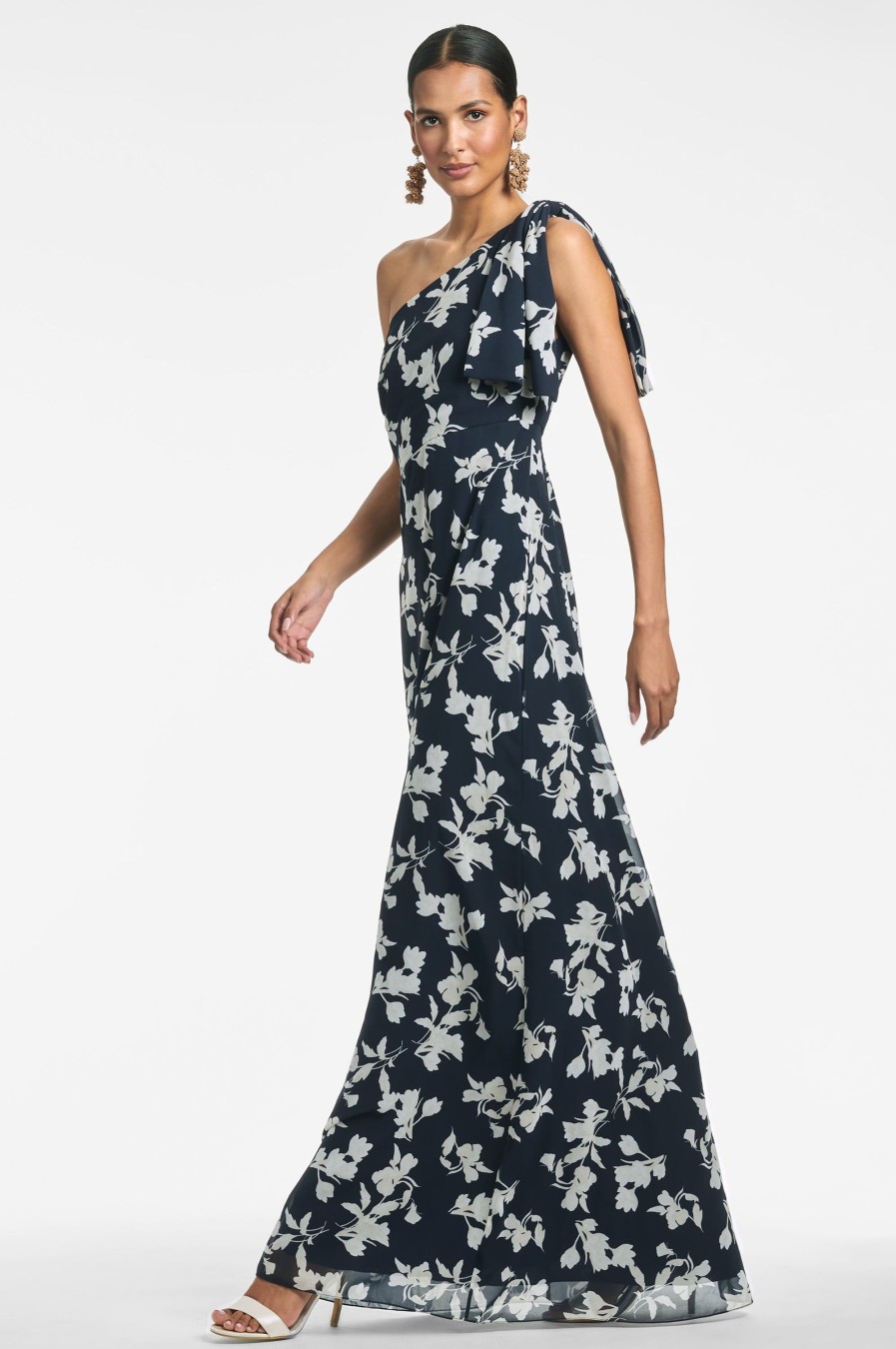 Sachin & Babi Chelsea Gown-Navy Venetia Petal | Plus Sizes