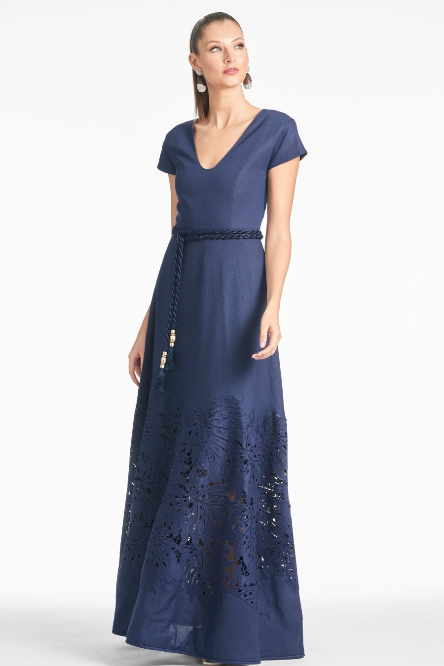 Sachin & Babi Zefira Gown-Navy | Plus Sizes