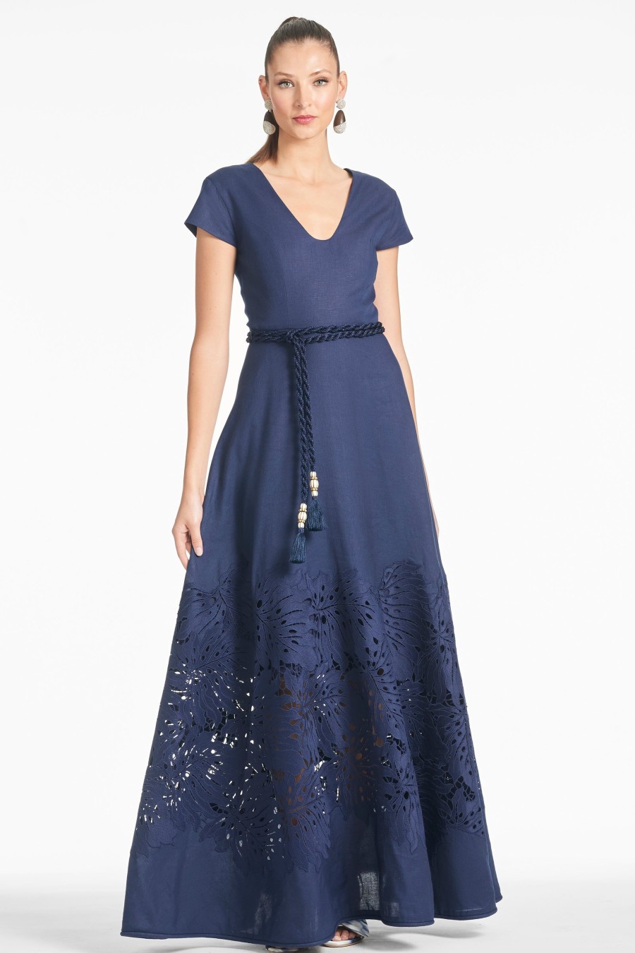 Sachin & Babi Zefira Gown-Navy | Plus Sizes