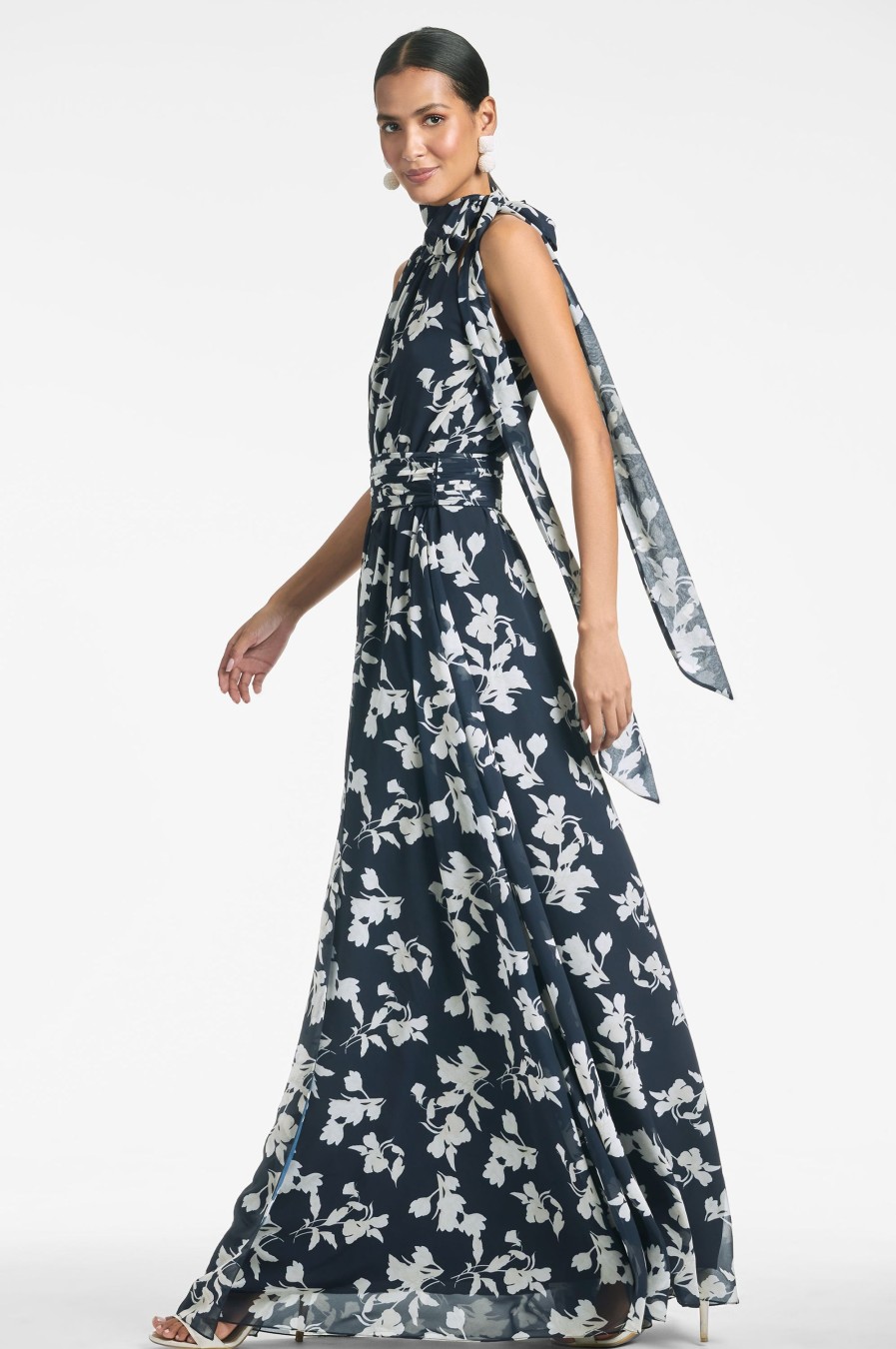 Sachin & Babi Kayla Gown-Navy Venetia Petal | Plus Sizes