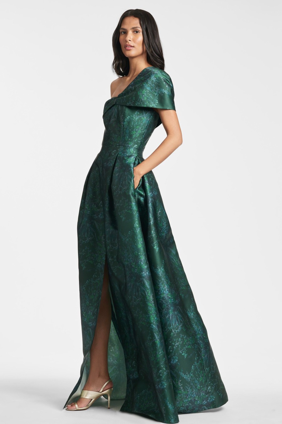 Sachin & Babi Deliah Gown-Malachite Bouquet Multi | Plus Sizes