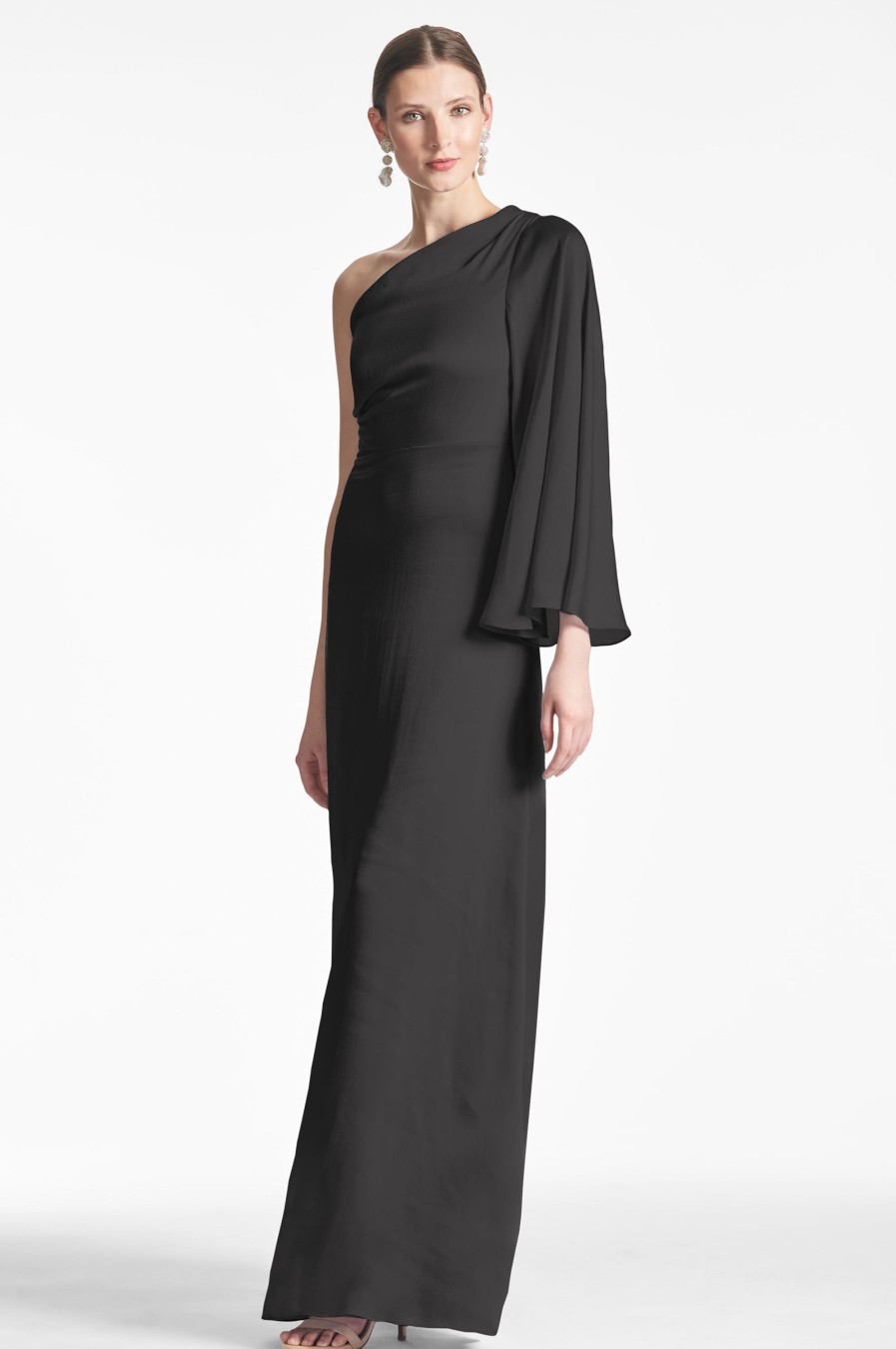 Sachin & Babi Keely Gown-Black | Plus Sizes