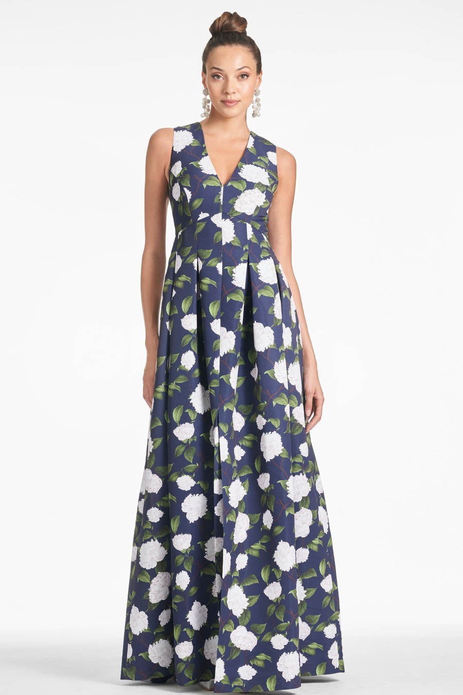 Sachin & Babi Brooke Gown-Navy/Ivory Moonlit Garden | Plus Sizes